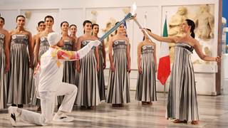 Ólympiueldur Vetrarólympíuleikanna tendraður